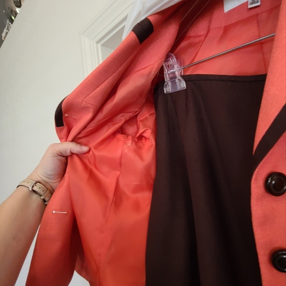 Womens Skirt Suit 2 pc 6P EUC - Picture 17 of 17